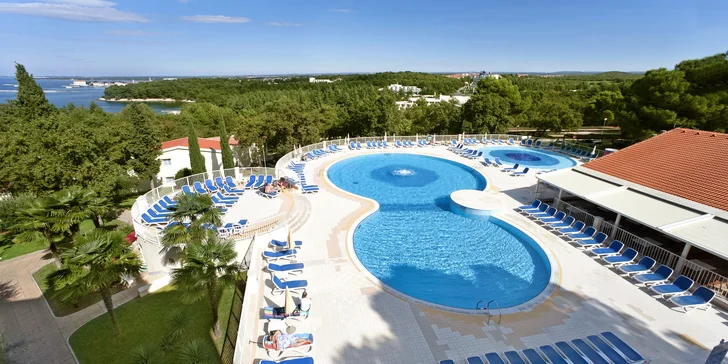 4* apartmány v istrijskej Poreči: pre páry aj rodiny, bazén, pláž, animačný program
