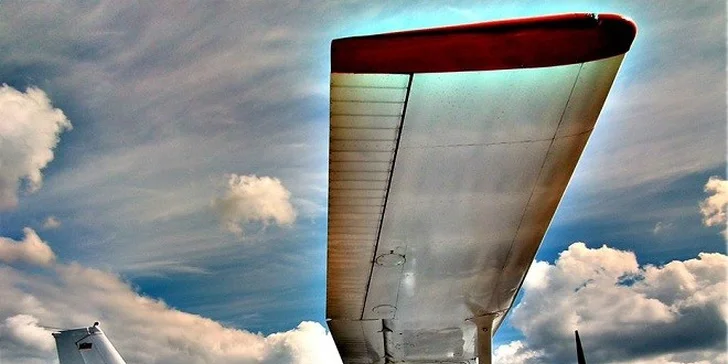 Vzrušujúci let lietadlom CESSNA 150 alebo CESSNA 172. Teraz špeciálne darčekové balíčky!
