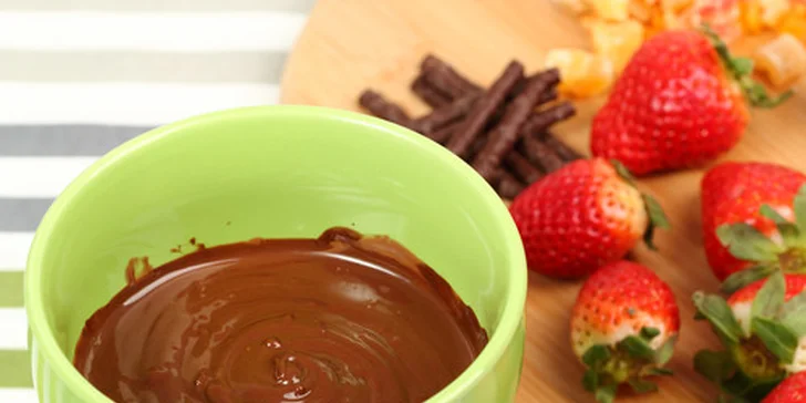 Fondue z belgickej čokolády s ovocím