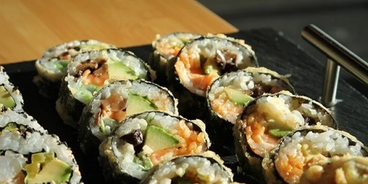 36 ks poctivého sushi z rýb a fľaša Prosecca