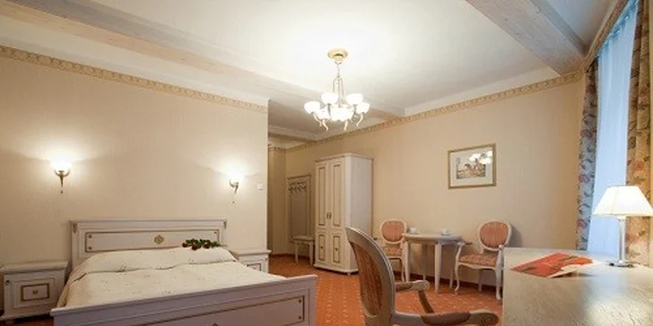 Hotel Amadeus****, 3 dni luxusu v centre Krakova