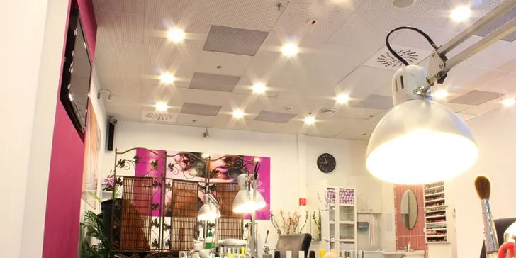 8,90 eur za ošetrenie nôh mokrou pedikúrou v štúdiu Diamond Beauty v Avione! Odvďačte sa vašim nohám za to, že vás nosia každý deň a využite zľavu 63%!