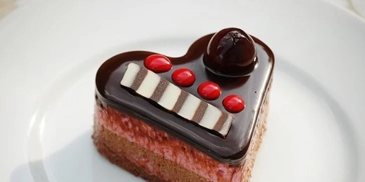 Domáce dezerty v Simo Pastry v centre mesta 