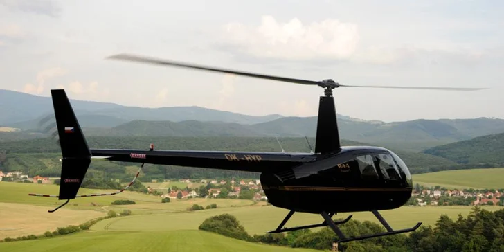 Pilotom vrtuľníka na skúšku. Skvelý darček na Vianoce