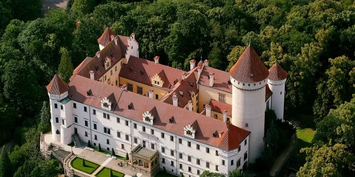 Pilotom vrtuľníka na skúšku. Skvelý darček na Vianoce