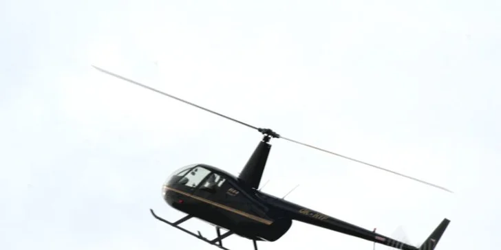 Pilotom vrtuľníka na skúšku. Skvelý darček na Vianoce