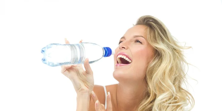 10 týždňové intenzívne cvičenie spojené s kurzom regulácie hmotnosti