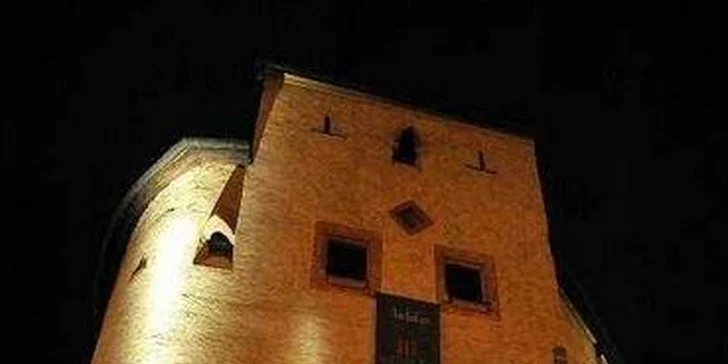 6,99 eur za PEČENÉ REBIERKA a pivo. Pravý pôžitok pre labužníkov a milovníkov skutočne dobrého jedla!