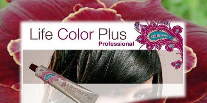 Strihanie vlasov s regeneračnou kúrou i farbením