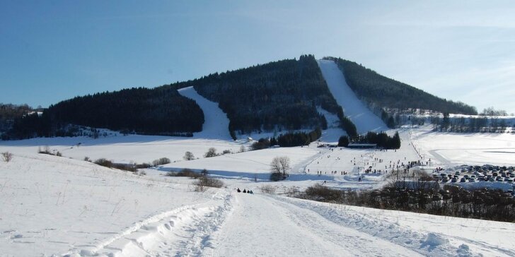 Celodenný skipas do lyžiarskeho strediska Čičmany s platnosťou od januára do marca 2015