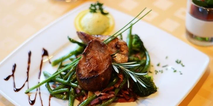 Steak z bravčovej panenky a dezert