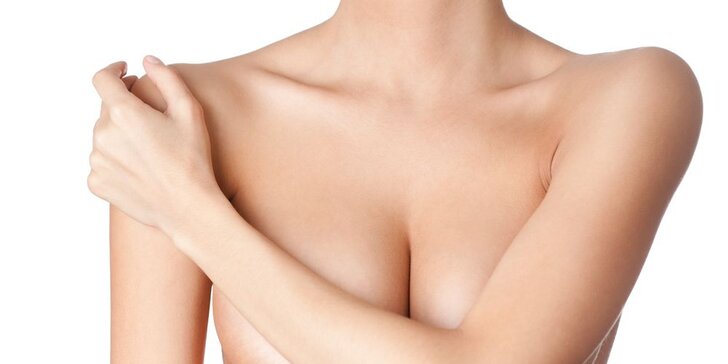Zväčšenie prsníkov silikónovými implantátmi
