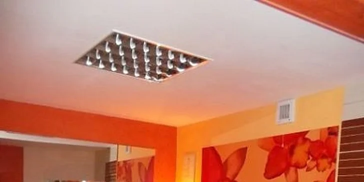 30 minút uvoľňujúcej kokosovej masáže a 20 minút Hot Stone masáže