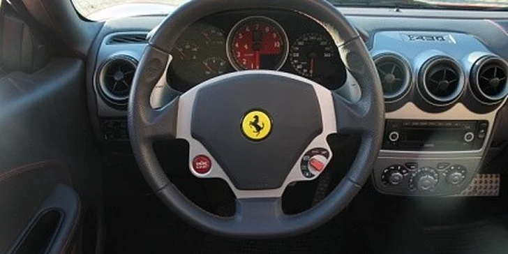 Jazda na Ferrari F 430 alebo Porsche 911 Turbo