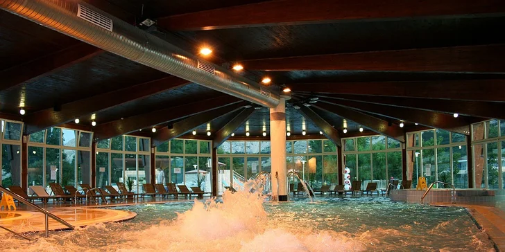 Predĺžený MÁJOVÝ VÍKEND pri Jadranskom mori pre DVE OSOBY a jedno dieťa do 12 rokov v luxusnom ****aparthoteli. Doprajte si zaslúžený oddych v obľúbenej BAŠKE na ostrove KRK v Chorvátsku so zľavou 30%.