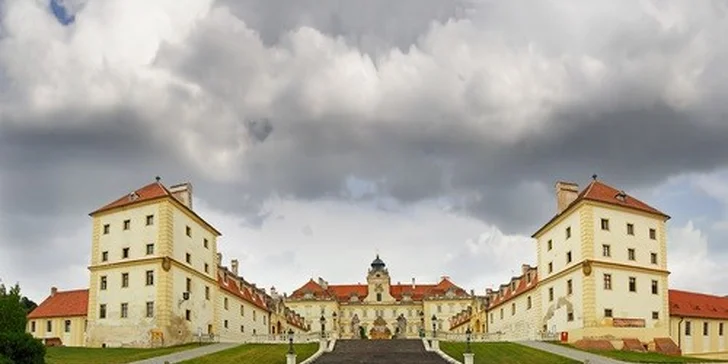 Pobyt pri Lednicko-valtickom areáli v Penzióne U Doubku spojený s neobmedzenou ochutnávkou vín pre 2 osoby