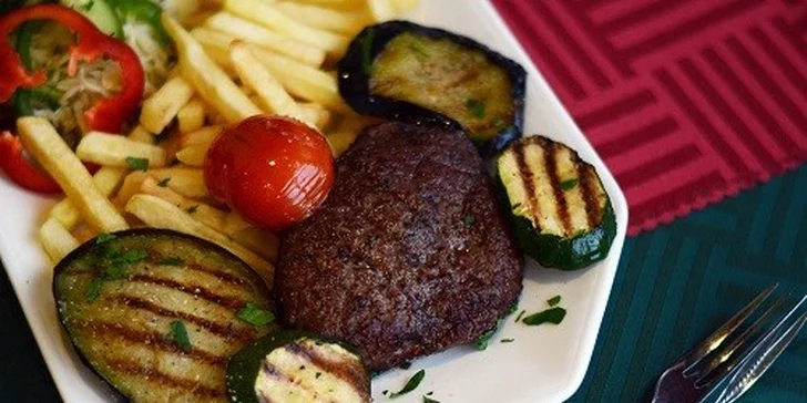 Šťavnatý hovädzí rump steak najvyššej kvality
