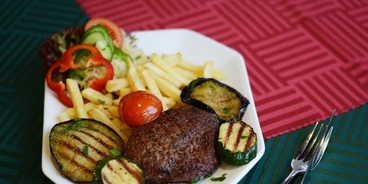 Šťavnatý hovädzí rump steak najvyššej kvality