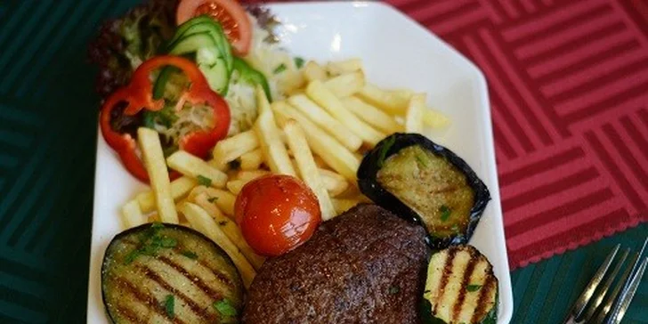 Šťavnatý hovädzí rump steak najvyššej kvality