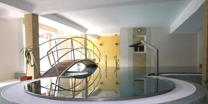 109 eur za 3 dňový pobyt pre 2 osoby v HORSKOM HOTELI REMATA***. Skvelé ubytovanie, množstvo nadštandardných výhod, dokonalý relax v tichu a desiatky možností na úžasné zážitky so zľavou 50%!