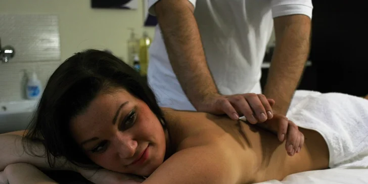 Celotelová alebo relaxačná masáž s rašelinovým zábalom