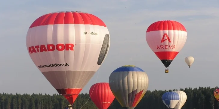 Romantický hodinový let balónom pre 1 osobu
