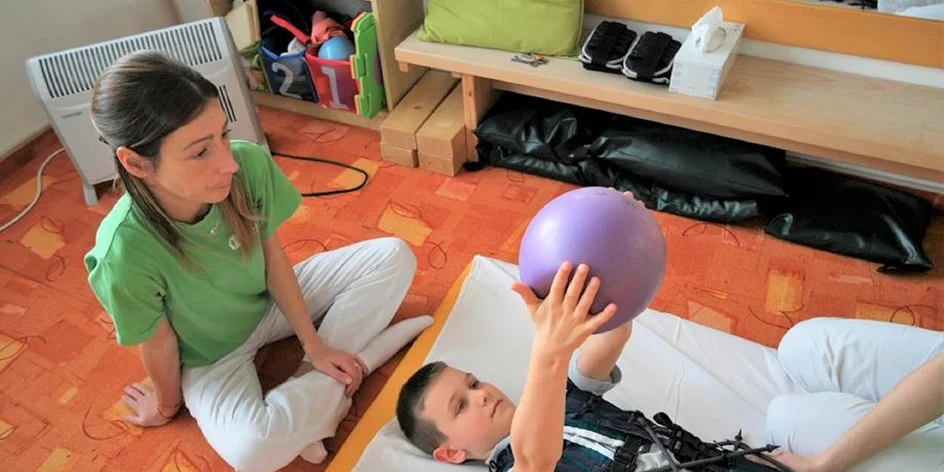 Pomôžme spolu Viktorovi či malým športovcom