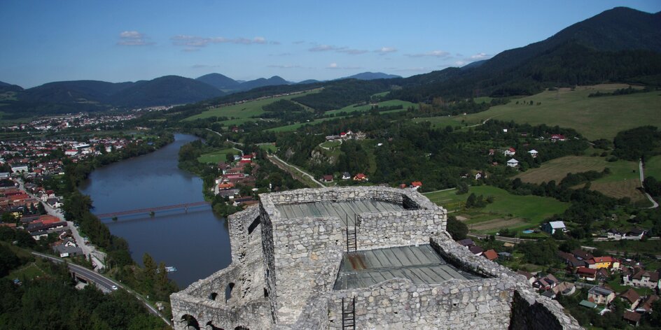 TIP NA VÝLET: Hrad Strečno