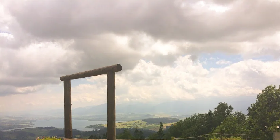 Liptovský starý hrad s kúpaním v termálnom prameni – ideálne „combo“ pre každú rodinu