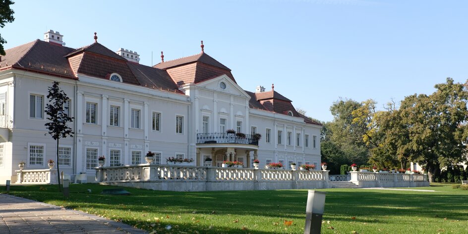 TIP! Aktívna jeseň s footgolfom a kaštieľ v Tomášove