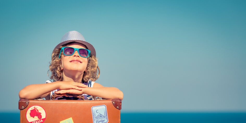 Čo si zbaliť na dovolenku pri mori s deťmi – veci, na ktoré nesmiete zabudnúť