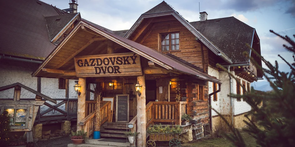 Pobyt vo vidieckom sídle v Bešeňovej s mini wellness