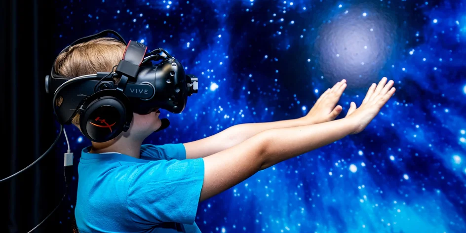 2 adrenalínové tímové escape room vo virtuálnej realite