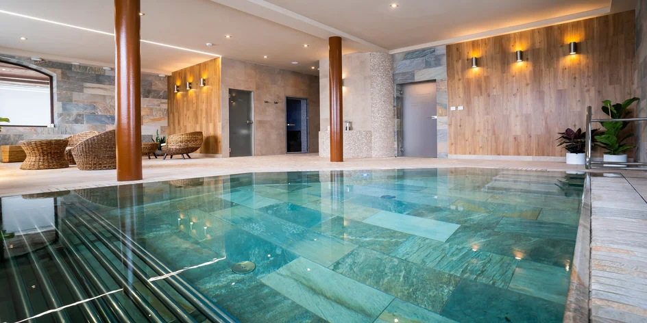 Wellness pre dvoch aj s večerou či masážou v Hoteli Demänová****