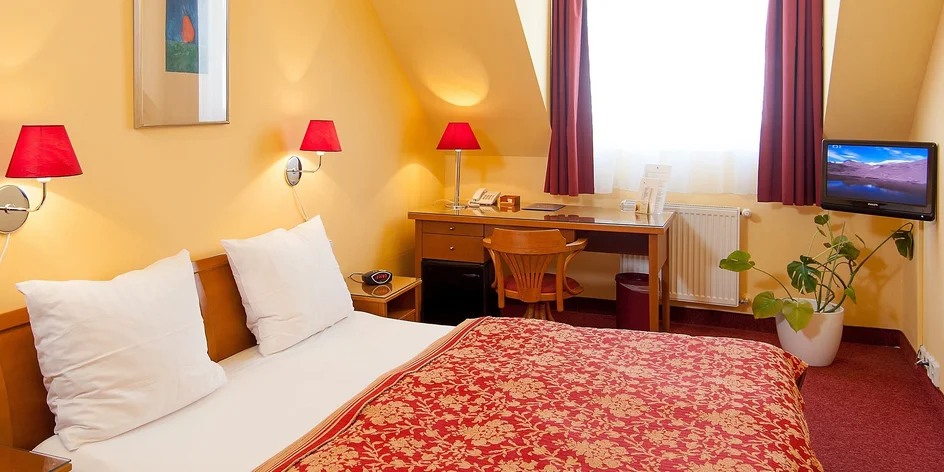 Hotel v centre Prahy s raňajkami, 5 min. na Karlov most