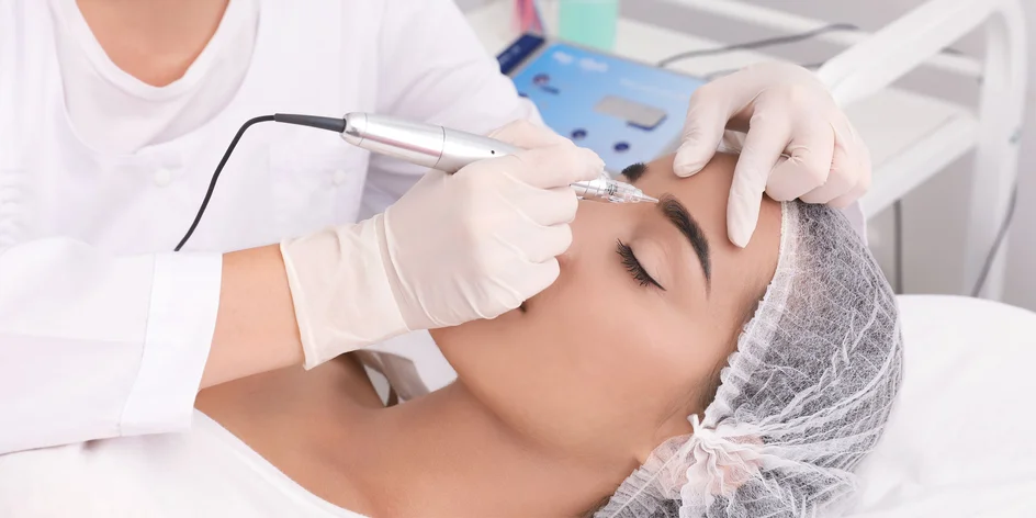 Botox mihalníc, laminácia či permanentný make-up aj s korekciou