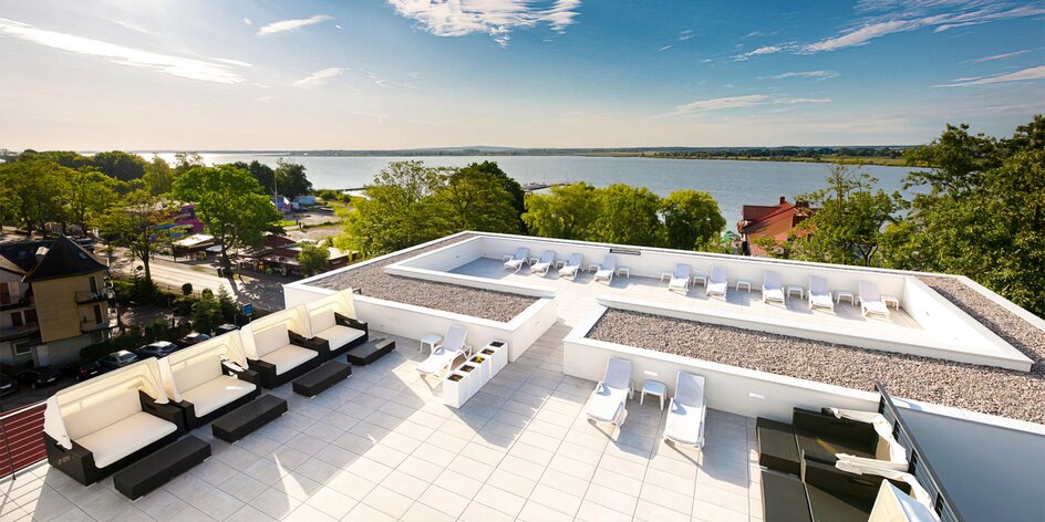 Luxusný hotel pri Baltskom mori a jazere Jamno so stravou a wellness