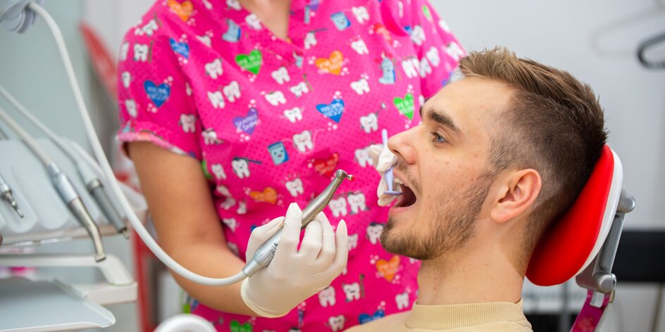 Dentálna hygiena a bielenie zubov v 24Dental