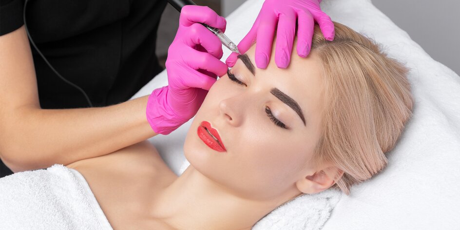 Microblading: upravené obočie hneď po zobudení