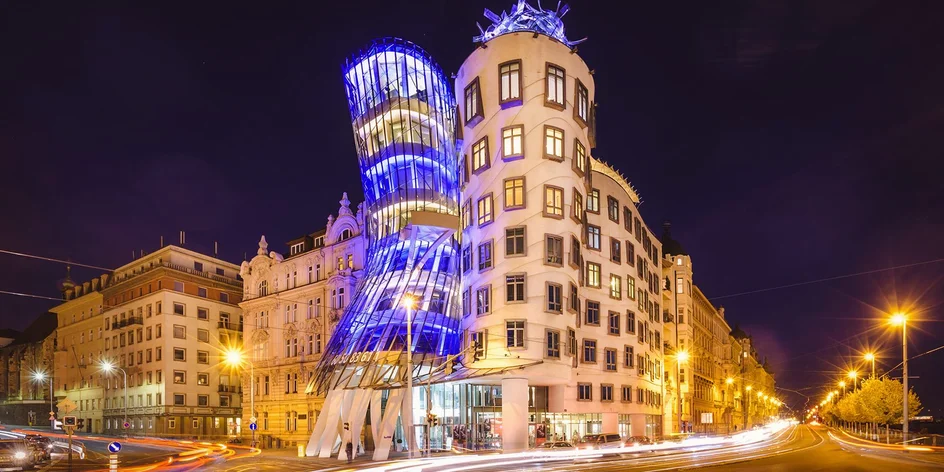 Výnimočný pobyt v Tancujúcom dome s krásnym výhľadom na Prahu
