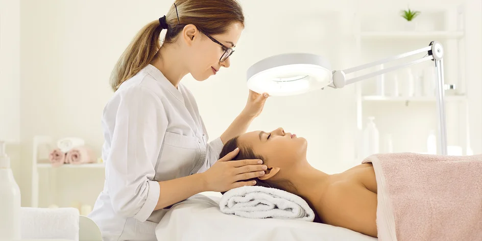 Čistenie pleti, mezoterapia alebo regenerácia pleti s úpravou obočia