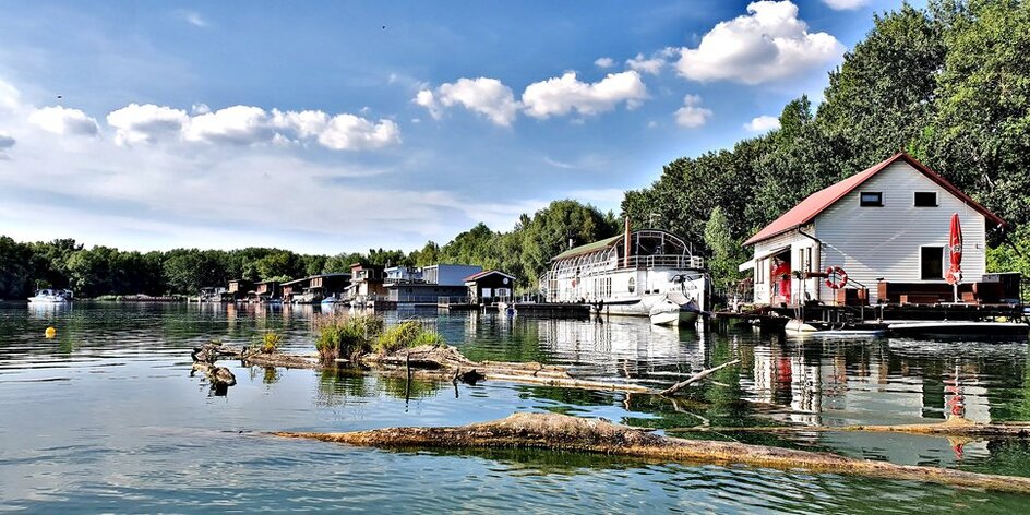 Zážitkový pobyt v Hausboate "Život na vode" neďaleko Bratislavy
