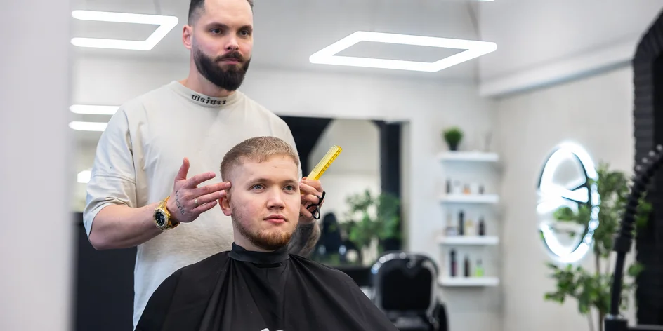 Strih, úprava brady či 2-hodinová barberská starostlivosť