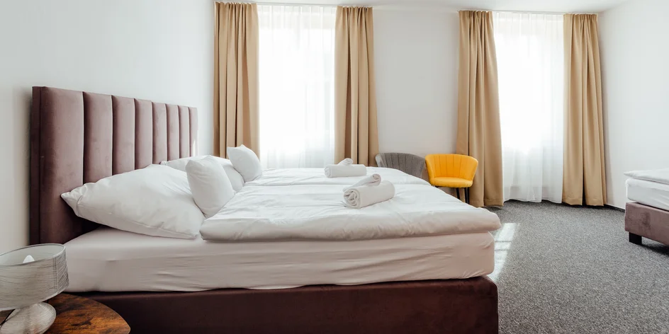 Elegantné izby a apartmány v pokojnej časti centra Banskej Štiavnice