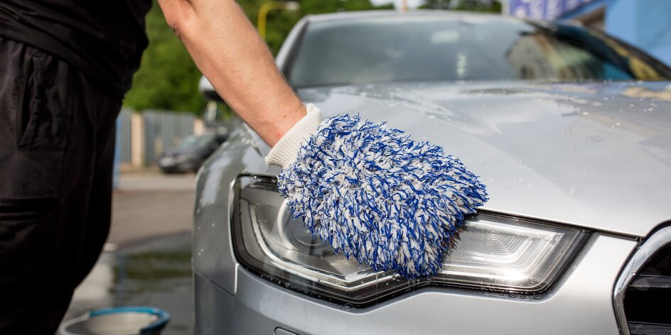 Precízne čistenie auta: Zvnútra, zvonku, tepovanie aj leštenie