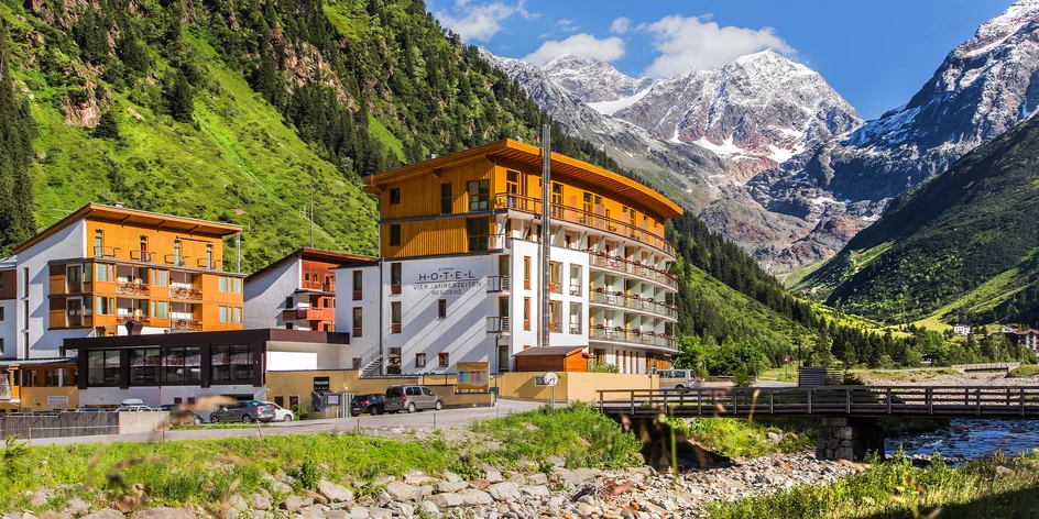 Ľadovec Pitztal s panoramatickým wellness, polpenziou aj obedom
