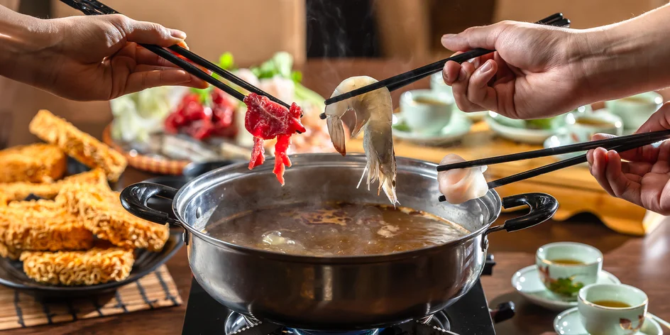 Tradičný ázijský Hotpot: zážitkové varenie pre 2, 4 alebo 6 osôb