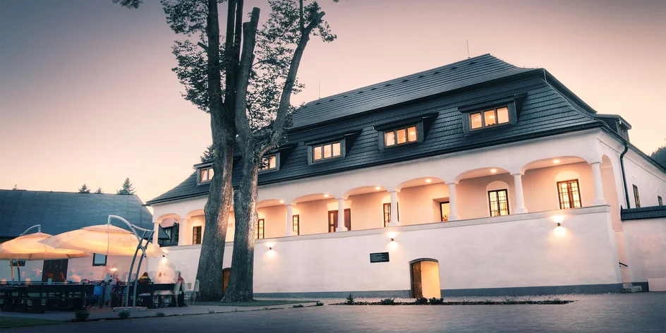 Rozprávkový pobyt v krásnom kaštieli Čičmany