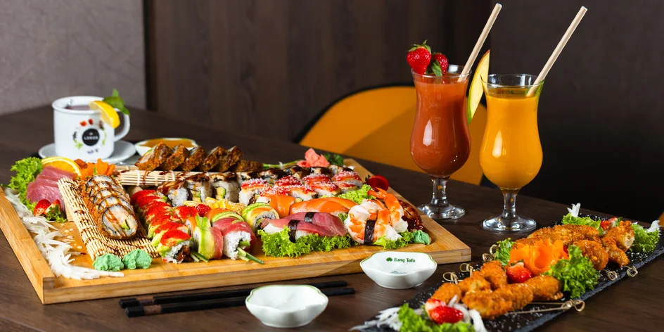 Dvojchodová alebo zážitková sushi večera pre 2 až 6 osôb