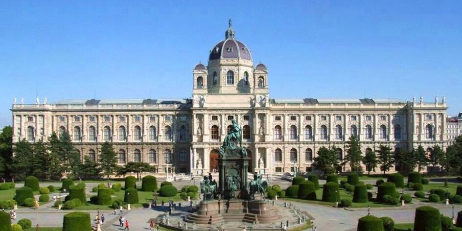 Viedeň a Habsburgovci: jednodňový LAST MINUTE výlet za poznaním, romantickou nostalgiou i zábavou